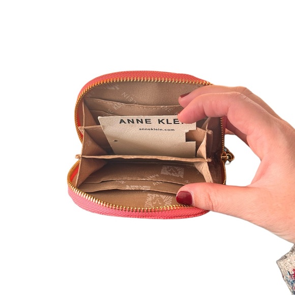 Anne Klein Curved Card Case - Picture 4 of 4